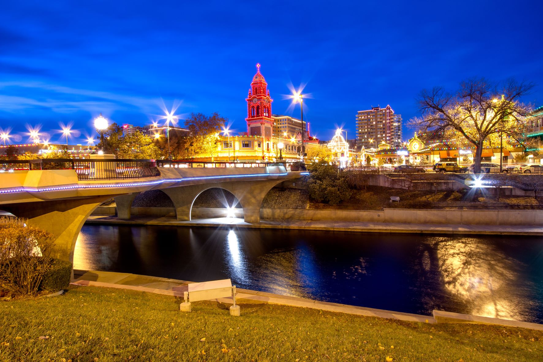 holiday lights kansas city